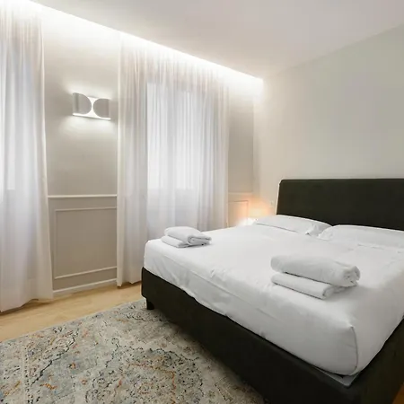 Tornabuoni Place By Mmega *